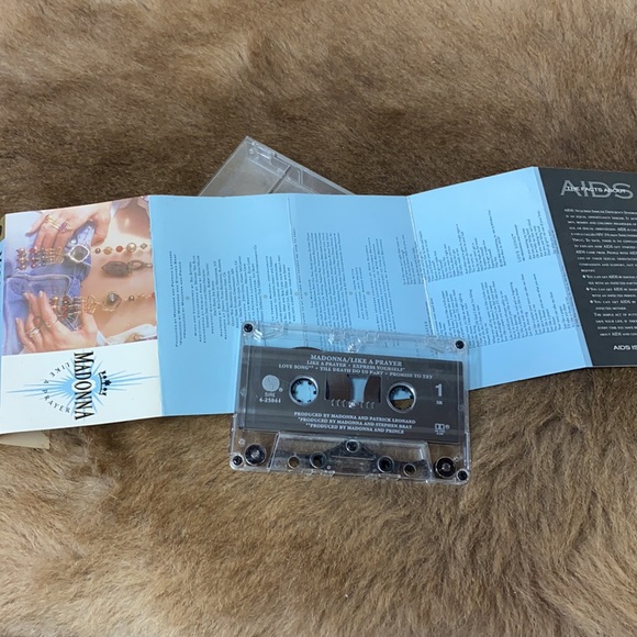 Madonna Like A Prayer Cassette - Picture 3 of 6